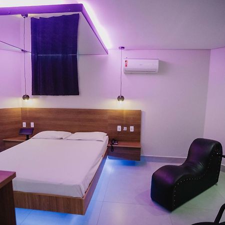 Bliss Motel Brasilia Bagian luar foto