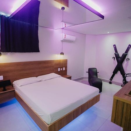 Bliss Motel Brasilia Bagian luar foto