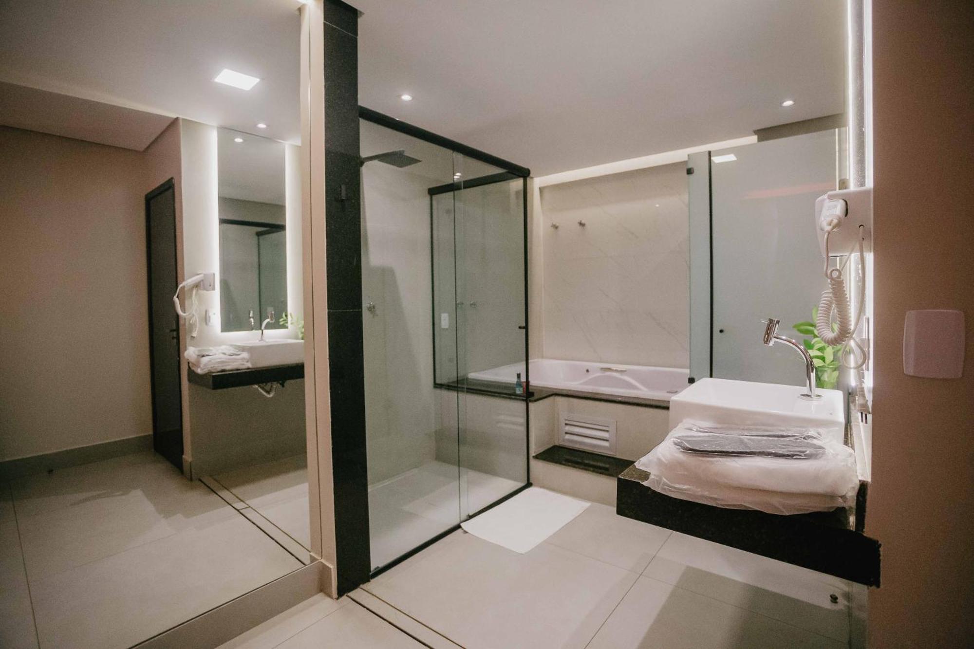 Bliss Motel Brasilia Bagian luar foto